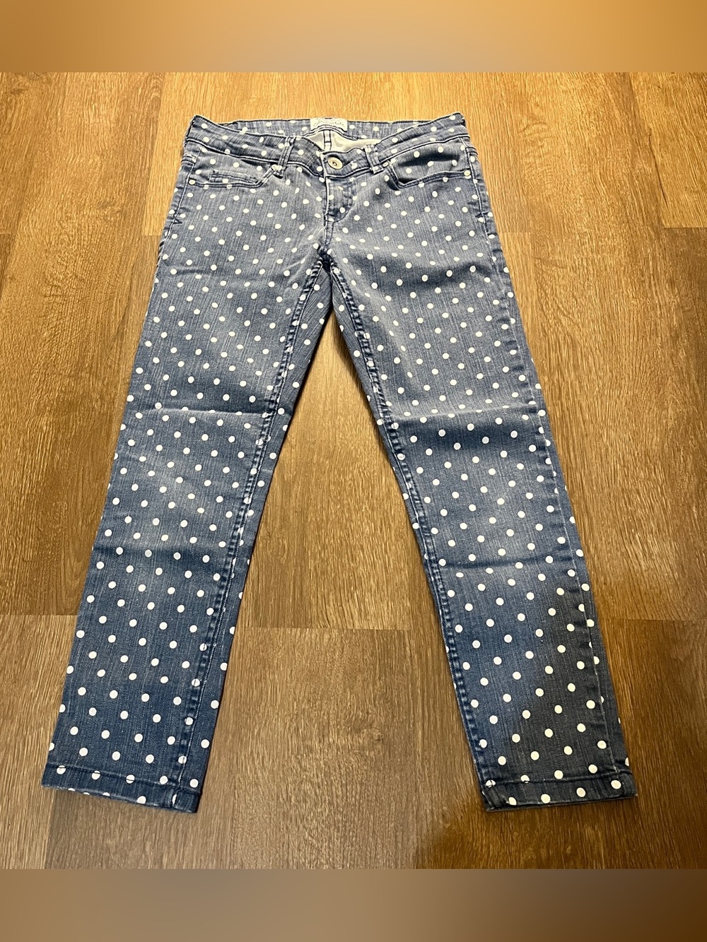 Aeropostale Lola Cropped Jegging | Blue Polka Dot Denim | 3/4 Reg (3)